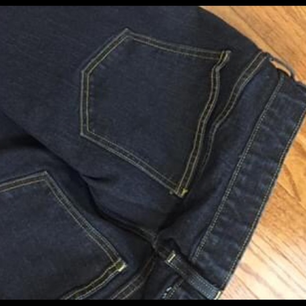 Two pair old navy bootcut the dreamer jeans